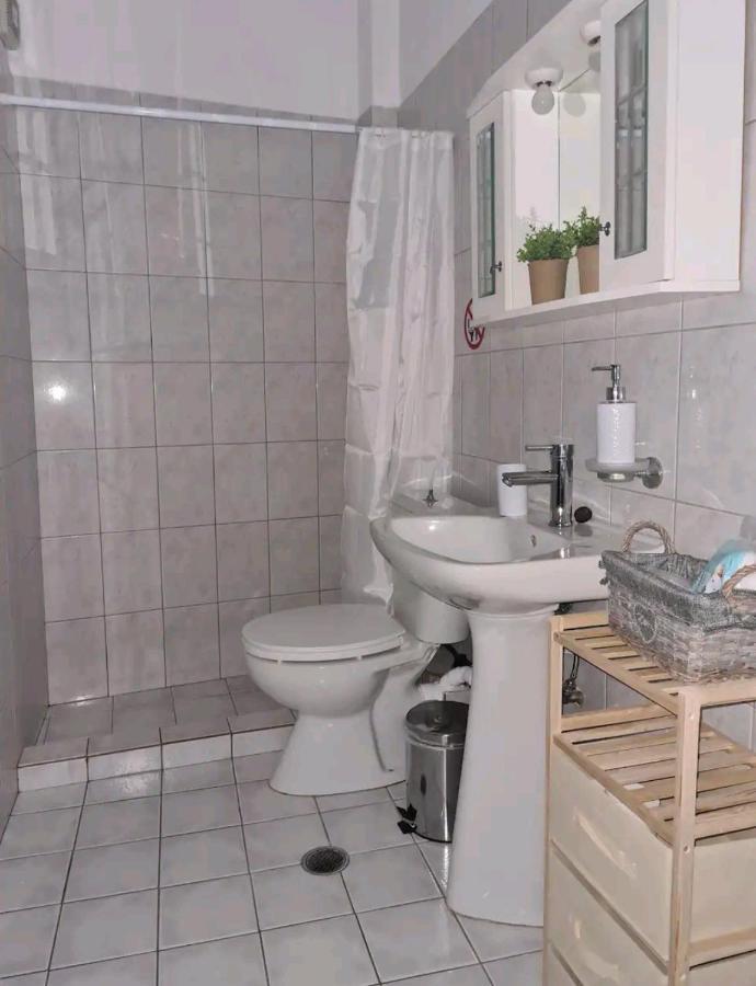 Apartment In The Heart Of The City 3A Larissa Buitenkant foto